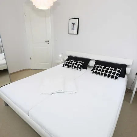 Villa Wilhelmine - 03 Kreidezimmer